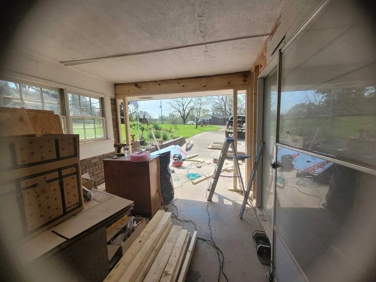 Air movers and dehumidifier for Drying & Dehumidification in Cambridge